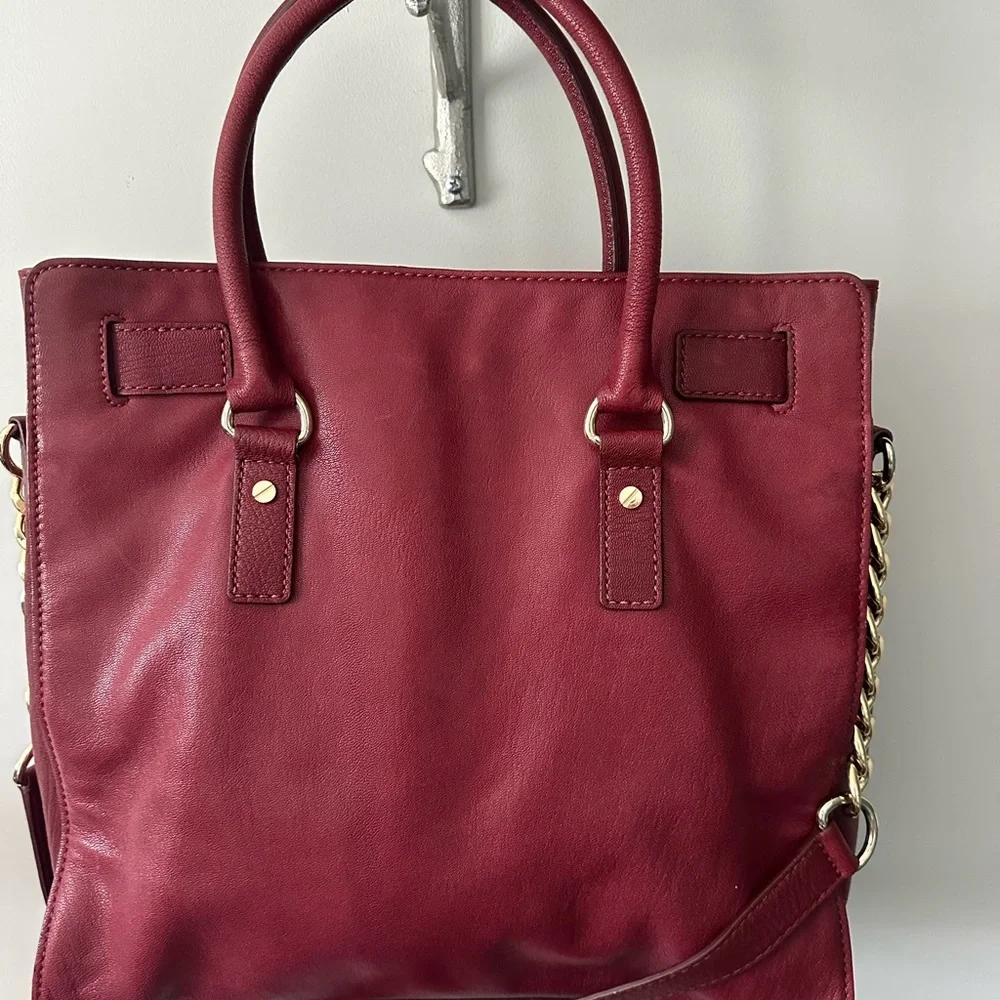 Classic Michael Kors Hamilton Leather Satchel, Size Large in Wine - Picture 4 of 11